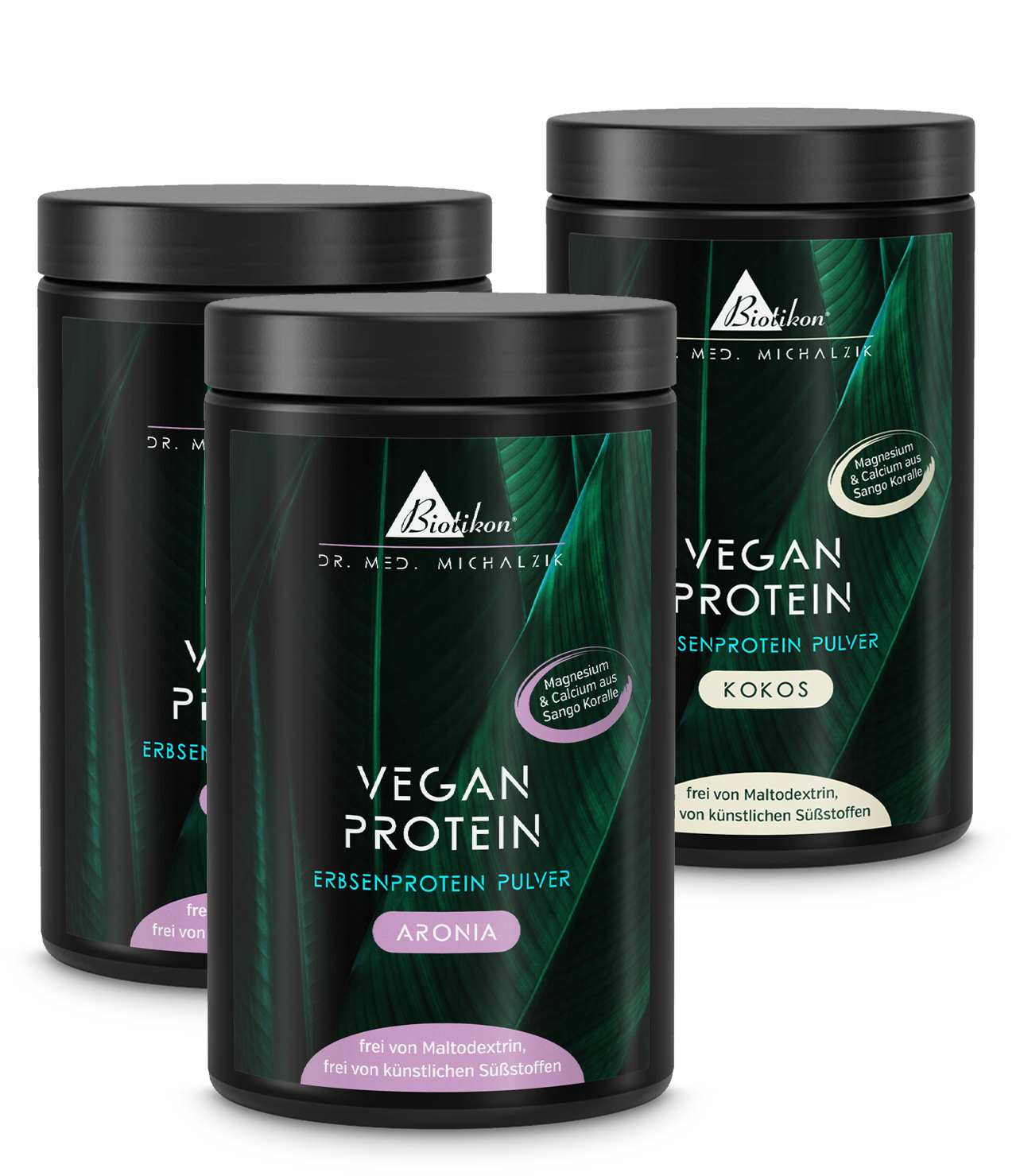 Pflanzenprotein-Pulver Aronia und Kokos â 500 g Drei Dosen Pflanzenprotein-Pulver in WeiĂ, Geschmacksrichtungen Aronia und Kokos, sichtbare Etiketten.