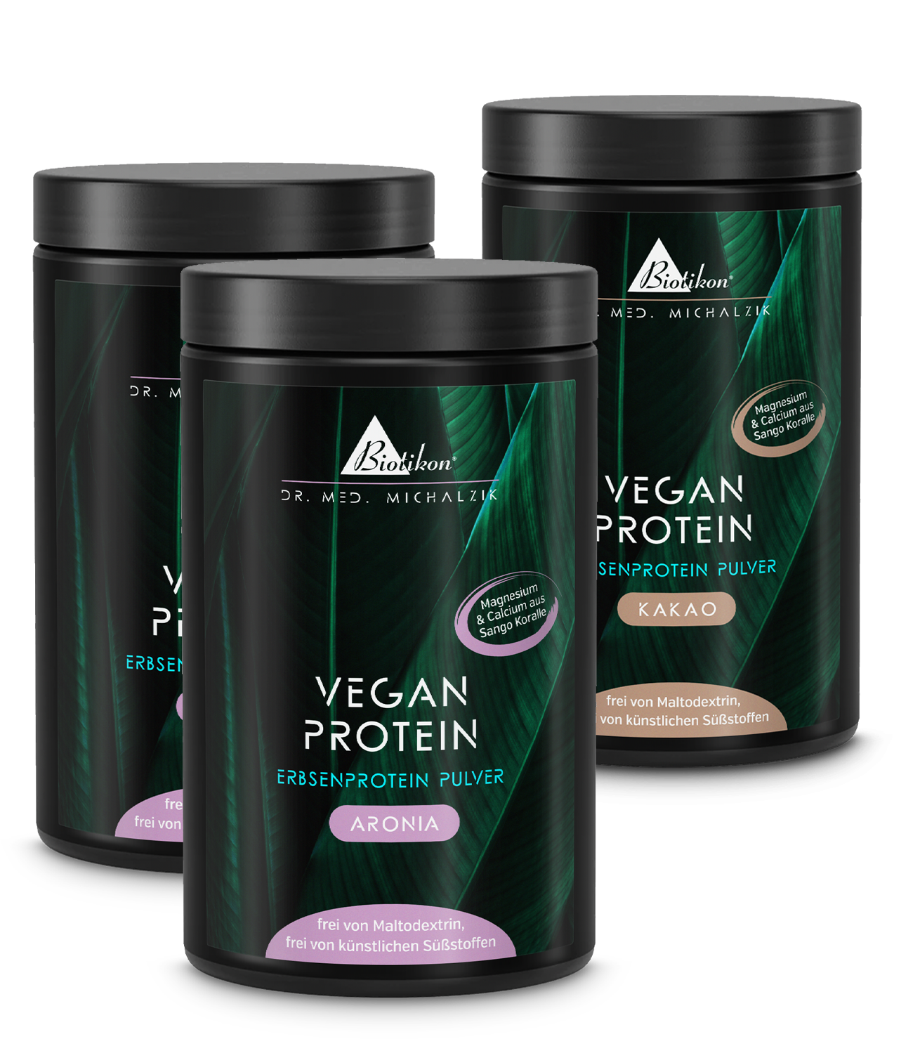 Pflanzenprotein-Pulver â Aronia und Kakao Zwei Dosen von Pflanzenprotein-Pulver in Aronia und Kakao, WeiĂ mit bunten Etiketten, Vorderansicht.
